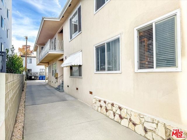 1017 S Shenandoah Street, Los Angeles, CA 90035