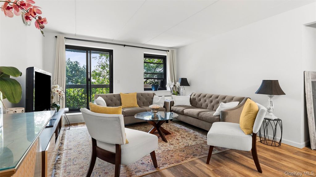1376 Midland Avenue 404, Bronxville, NY 10708 — exterior