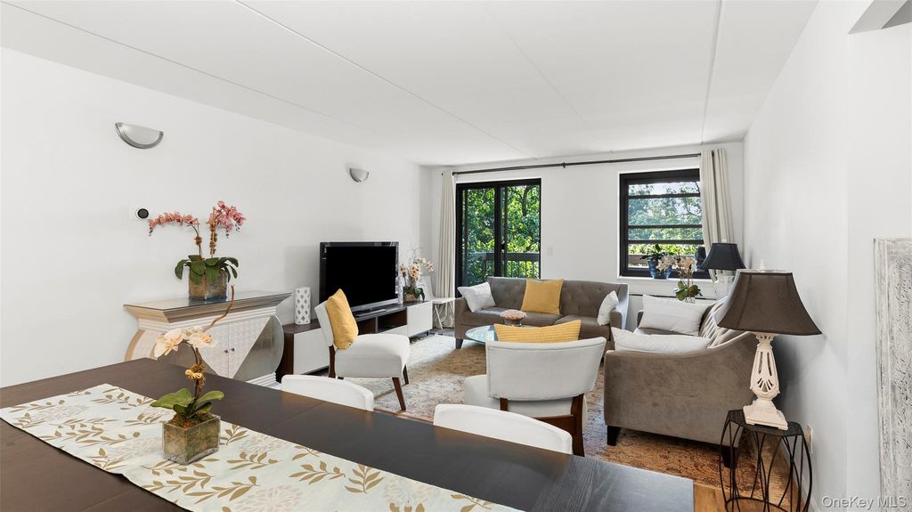 1376 Midland Avenue 404, Bronxville, NY 10708 — photo 2