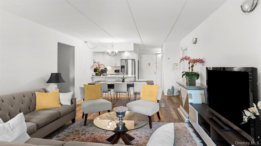 1376 Midland Avenue 404, Bronxville, NY 10708 — photo 3