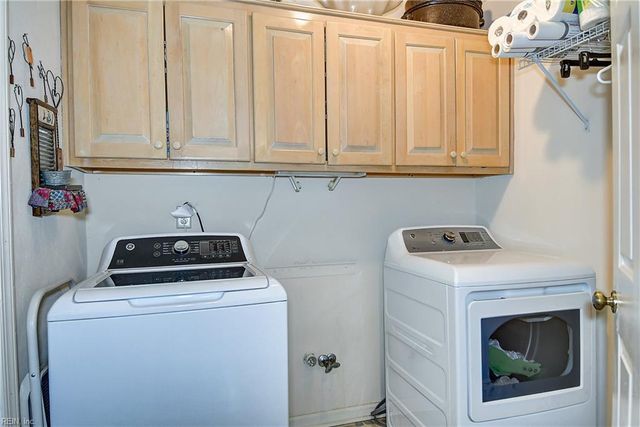 132 South ST, Moyock, NC 27958
