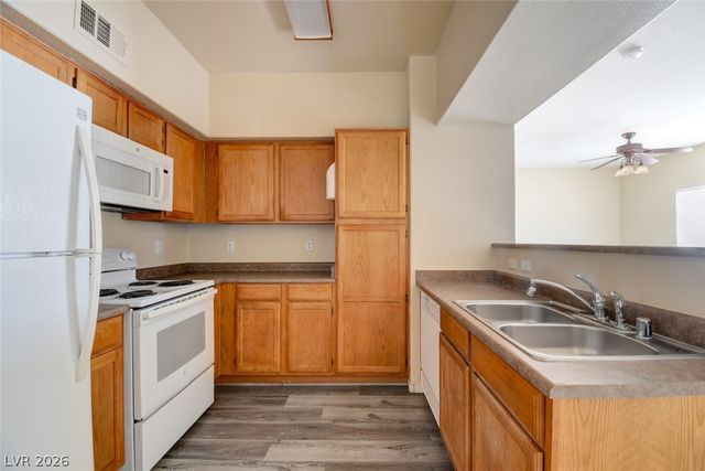 7255 West Sunset Road 1077, Las Vegas, NV 89113