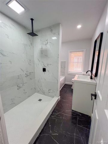 18603 Roselawn Street, Detroit, MI 48221