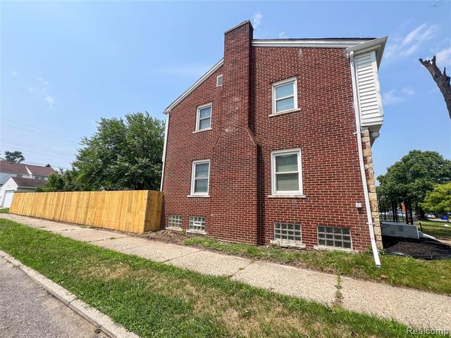 18603 Roselawn Street, Detroit, MI 48221
