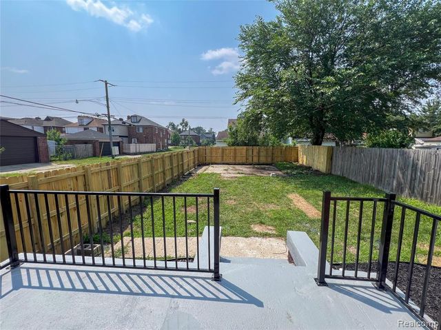 18603 Roselawn Street, Detroit, MI 48221