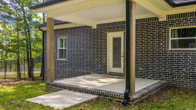 28 Sky Eagle Drive, Greenbrier, AR 72058
