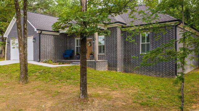 28 Sky Eagle Drive, Greenbrier, AR 72058