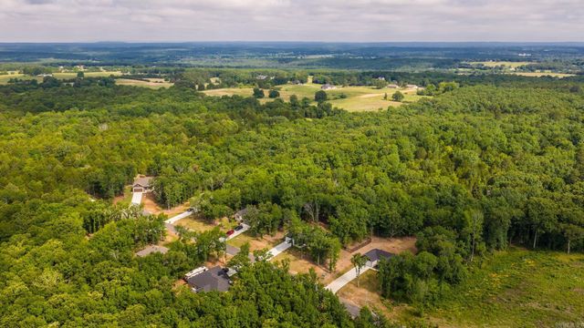 28 Sky Eagle Drive, Greenbrier, AR 72058