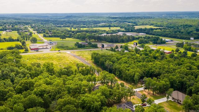 28 Sky Eagle Drive, Greenbrier, AR 72058