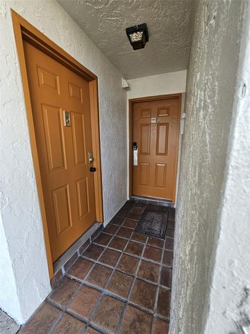 10232 TURKEY LAKE ROAD 180, Orlando, FL 32819