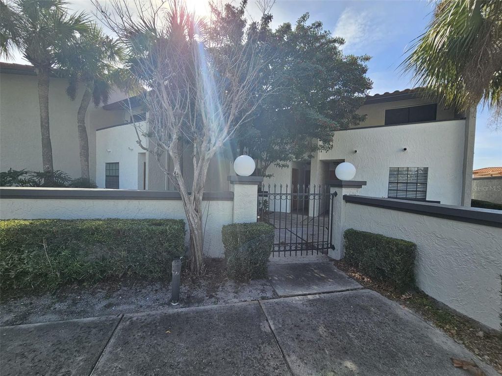 Image 15 of property listing at 10232 TURKEY LAKE ROAD 180, Orlando, FL 32819