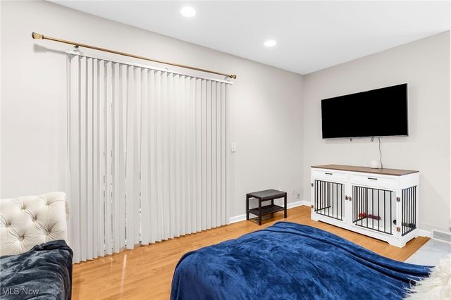 3995 Longhill Drive SE, Warren, OH 44484