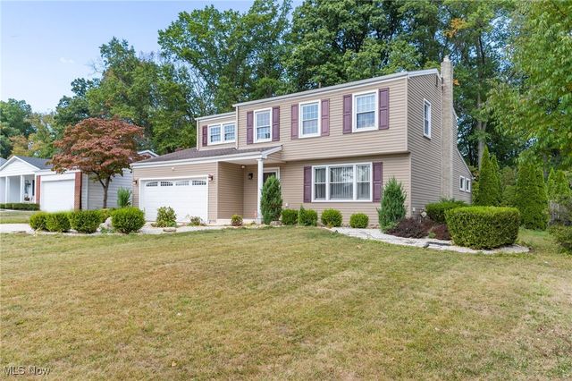 3995 Longhill Drive SE, Warren, OH 44484