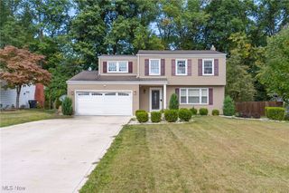 3995 Longhill Drive SE, Warren, OH 44484
