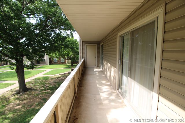 7455 S Yale Avenue 238, Tulsa, OK 74136