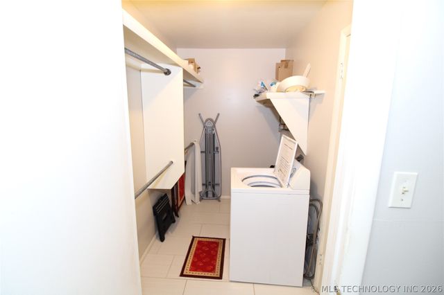 7455 S Yale Avenue 238, Tulsa, OK 74136