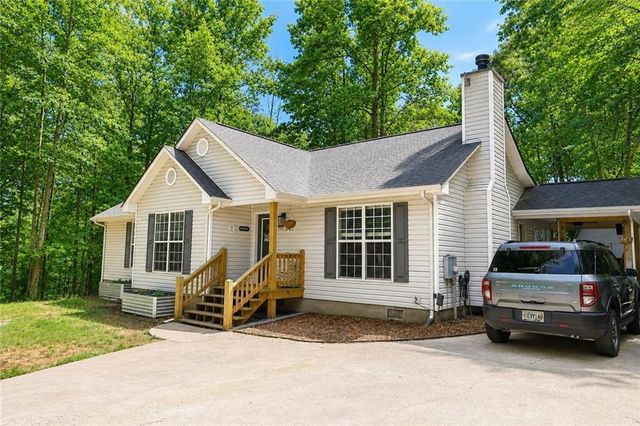 2033 Carson Segars Road, Maysville, GA 30558