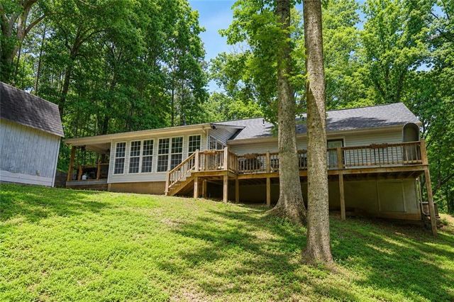 2033 Carson Segars Road, Maysville, GA 30558