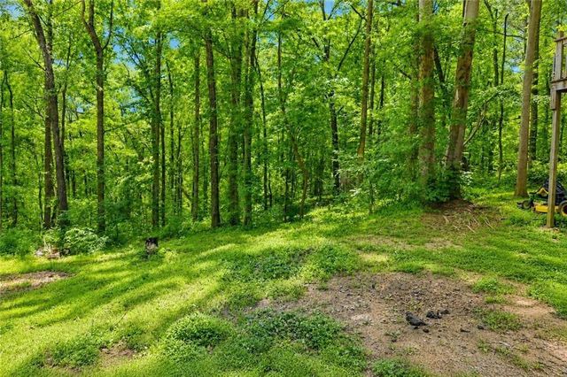 2033 Carson Segars Road, Maysville, GA 30558