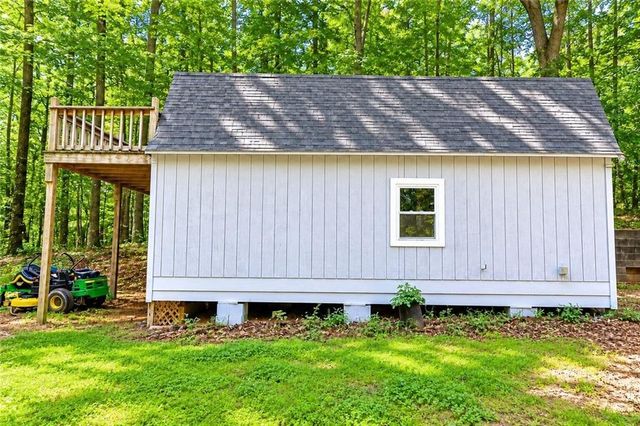 2033 Carson Segars Road, Maysville, GA 30558