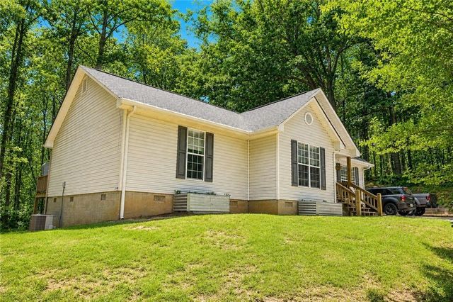2033 Carson Segars Road, Maysville, GA 30558