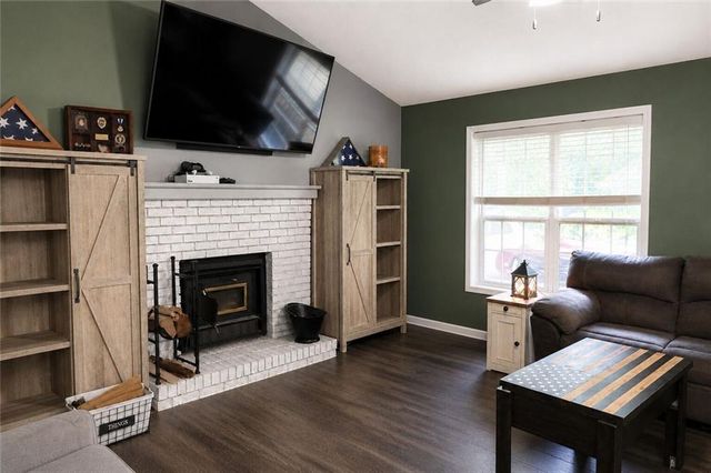 2033 Carson Segars Road, Maysville, GA 30558