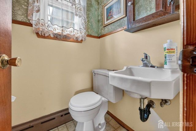 14 Chase Avenue, Avenel, NJ 07001