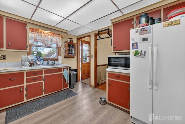 14 Chase Avenue, Avenel, NJ 07001