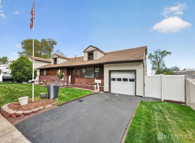 14 Chase Avenue, Avenel, NJ 07001