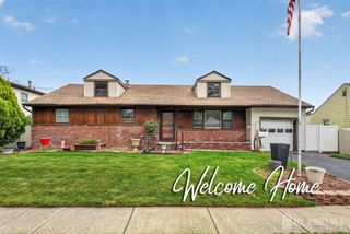 14 Chase Avenue, Avenel, NJ 07001