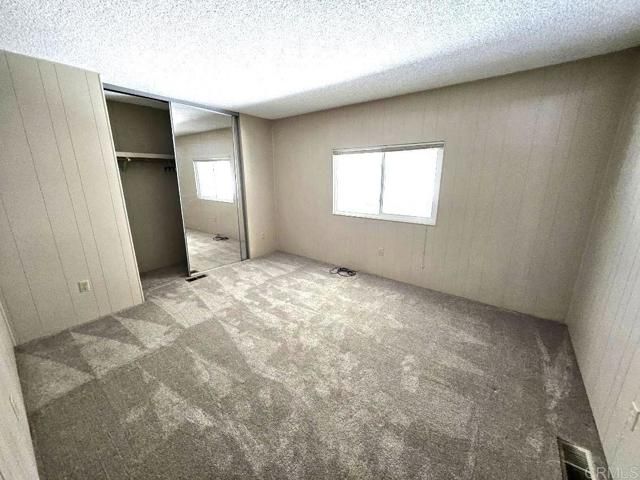 8975 Lawrence Welk Drive 424, Escondido, CA 92026