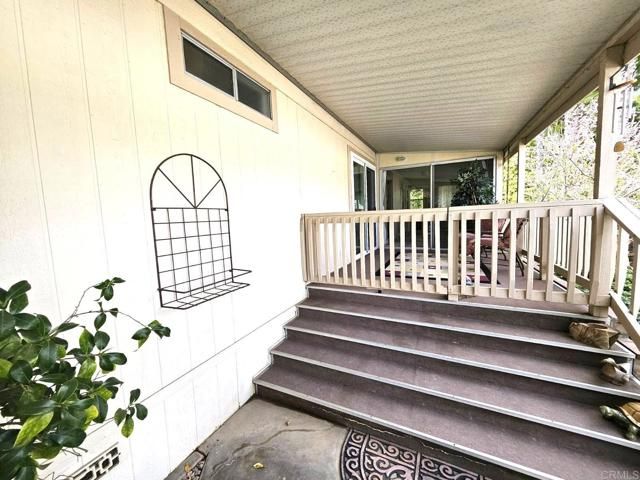 8975 Lawrence Welk Drive 424, Escondido, CA 92026