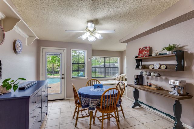 9714 Windsor Circle, Fort Worth, TX 76140