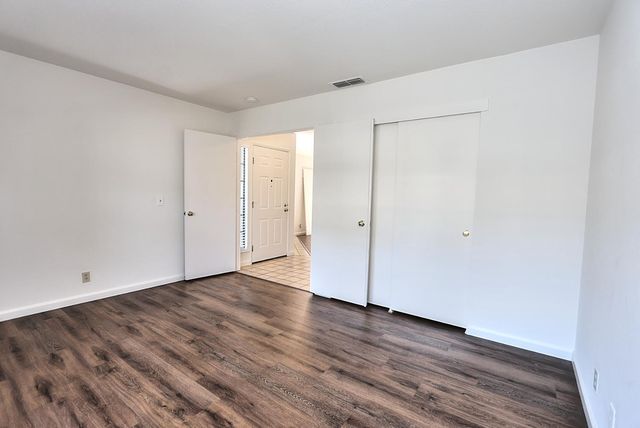 9668 Gage St, Elk Grove, CA 95624