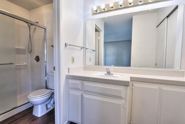 9668 Gage St, Elk Grove, CA 95624