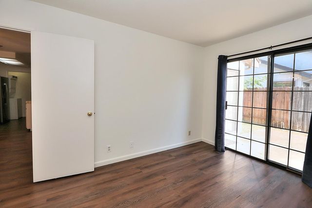 9668 Gage St, Elk Grove, CA 95624