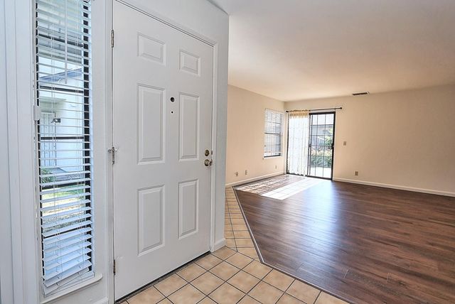 9668 Gage St, Elk Grove, CA 95624