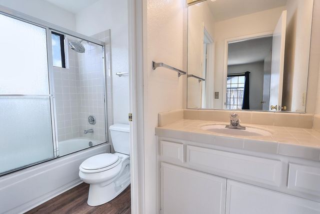 9668 Gage St, Elk Grove, CA 95624