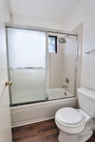 9668 Gage St, Elk Grove, CA 95624