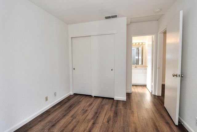 9668 Gage St, Elk Grove, CA 95624