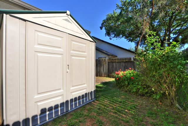 9668 Gage St, Elk Grove, CA 95624