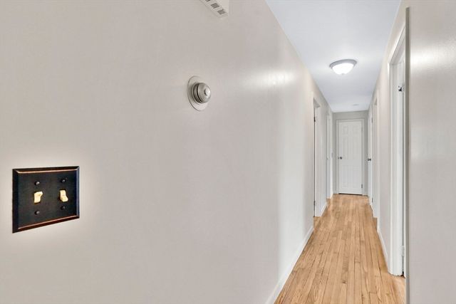 70 Quentin Rd, Springfield, MA 01129