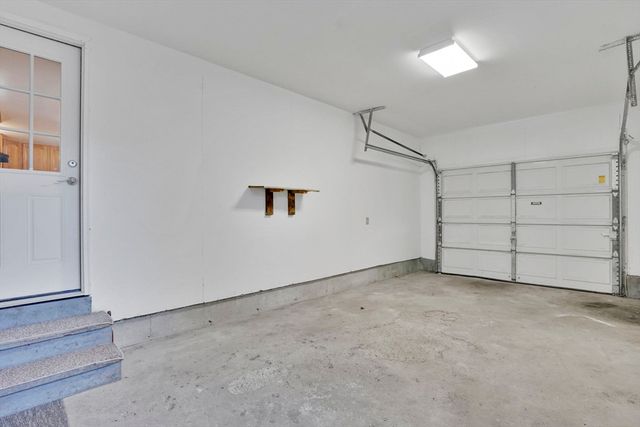 70 Quentin Rd, Springfield, MA 01129