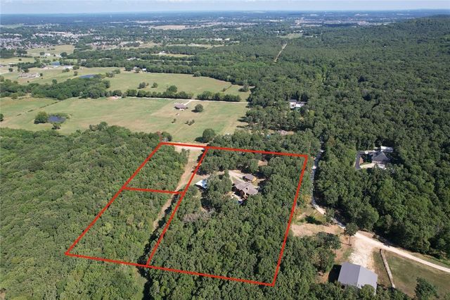 3515 S Eliza Lane, Farmington, AR 72730