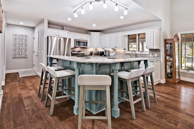 3515 S Eliza Lane, Farmington, AR 72730