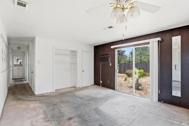 2420 Oceanic Dr, Fairfield, CA 94533