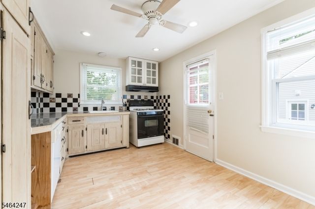 14 Shady Ln, Fanwood Boro, NJ 07023