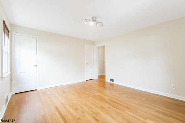 14 Shady Ln, Fanwood Boro, NJ 07023