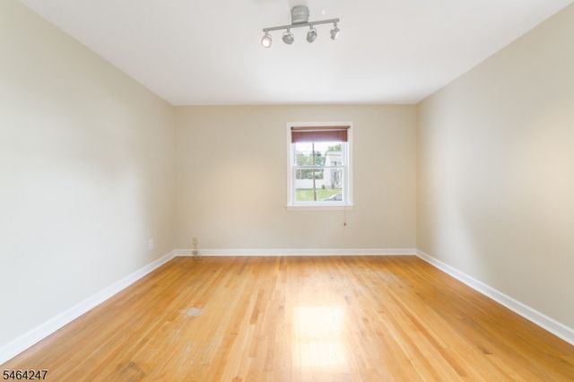 14 Shady Ln, Fanwood Boro, NJ 07023