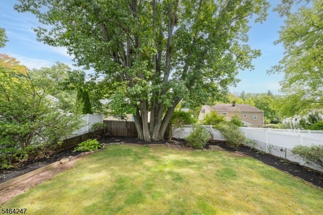 14 Shady Ln, Fanwood Boro, NJ 07023